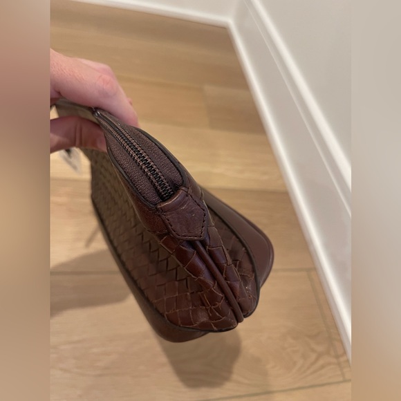 Cole Haan Toiletry Bag NWT Brown Weave Shaver Bag Basket Weave Makeup Kit Flaws - Picture 13 of 16